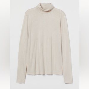 NWT H&M Viscose Turtleneck Top